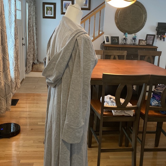 Long Hoodie Sweatshirt - Picture 2 of 5